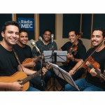 Roda de Choro homenageia Carlinhos 7 Cordas na Rádio MEC