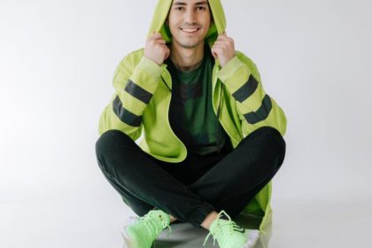 Cadres: YouTuber transforma Minecraft em brinquedos no mundo real