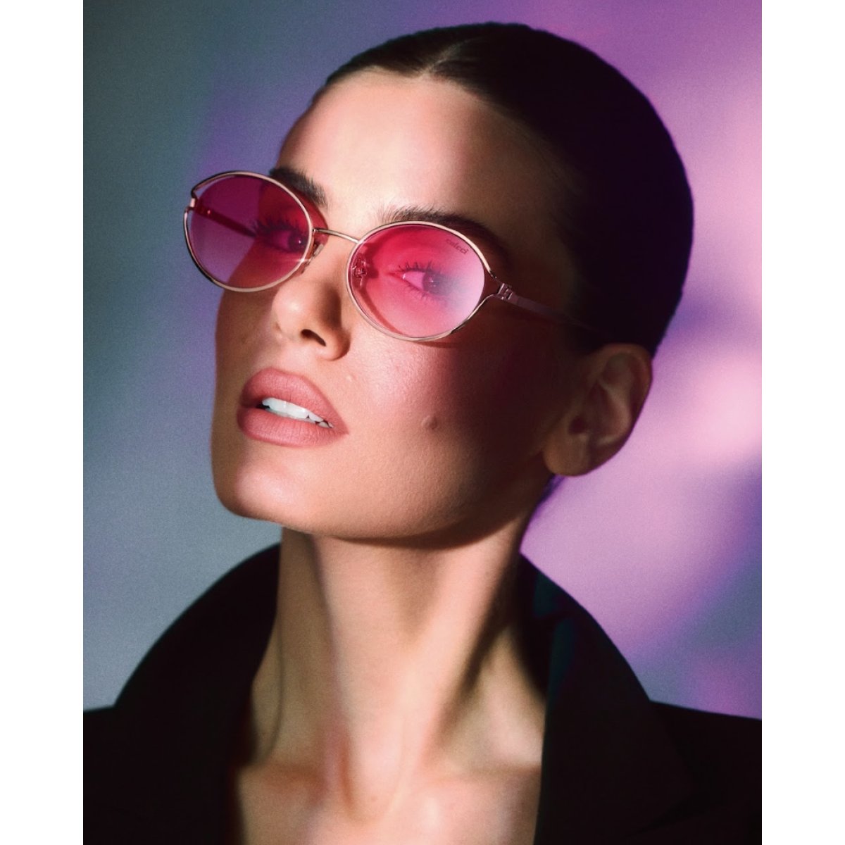 Colcci Eyewear lança collab com Camila Queiroz para o verão