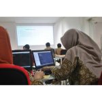 Coursera integra ChatGPT e libera aprendizado gratuito