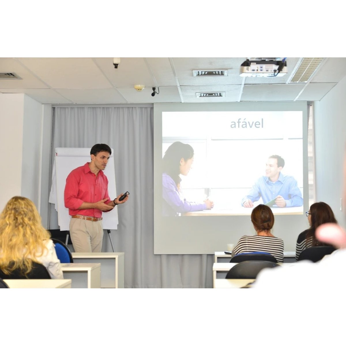 Curso 'Evolução 360' promete aumentar renda em SP