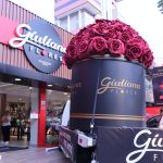 Giuliana Flores: Caminhão de flores impulsiona vendas em 1700%