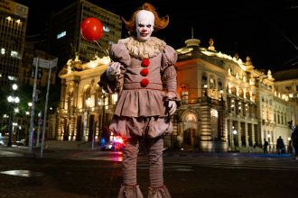 HBO Max promove ação global para divulgar 'It: Bem-vindos a Derry'