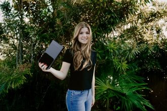 Jovem brasileira leva IA ambiental para a COP30 em Belém