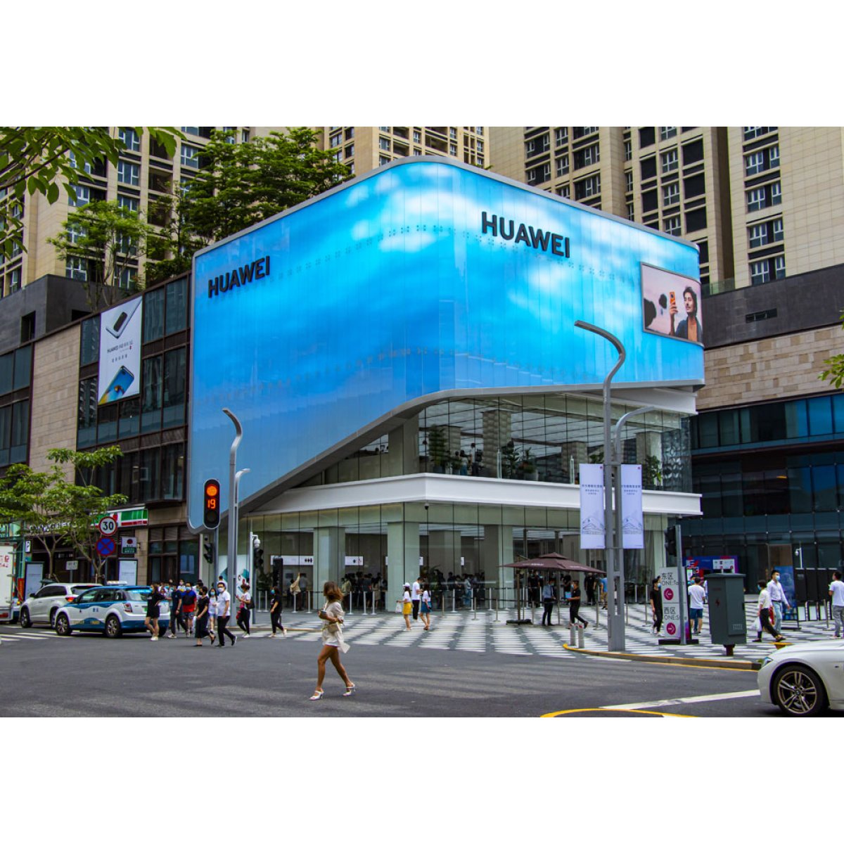 Mídia OOH: Ferramenta Personalizável na Comunicação Urbana