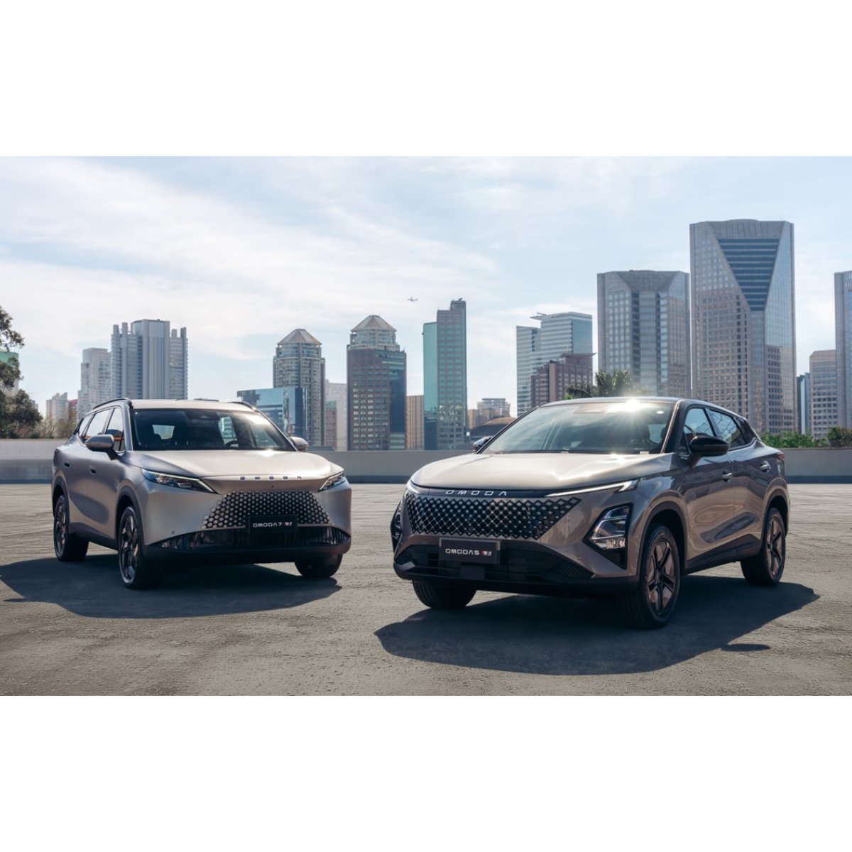OMODA & JAECOO lançam Omoda 5 HEV e Omoda 7 no Brasil