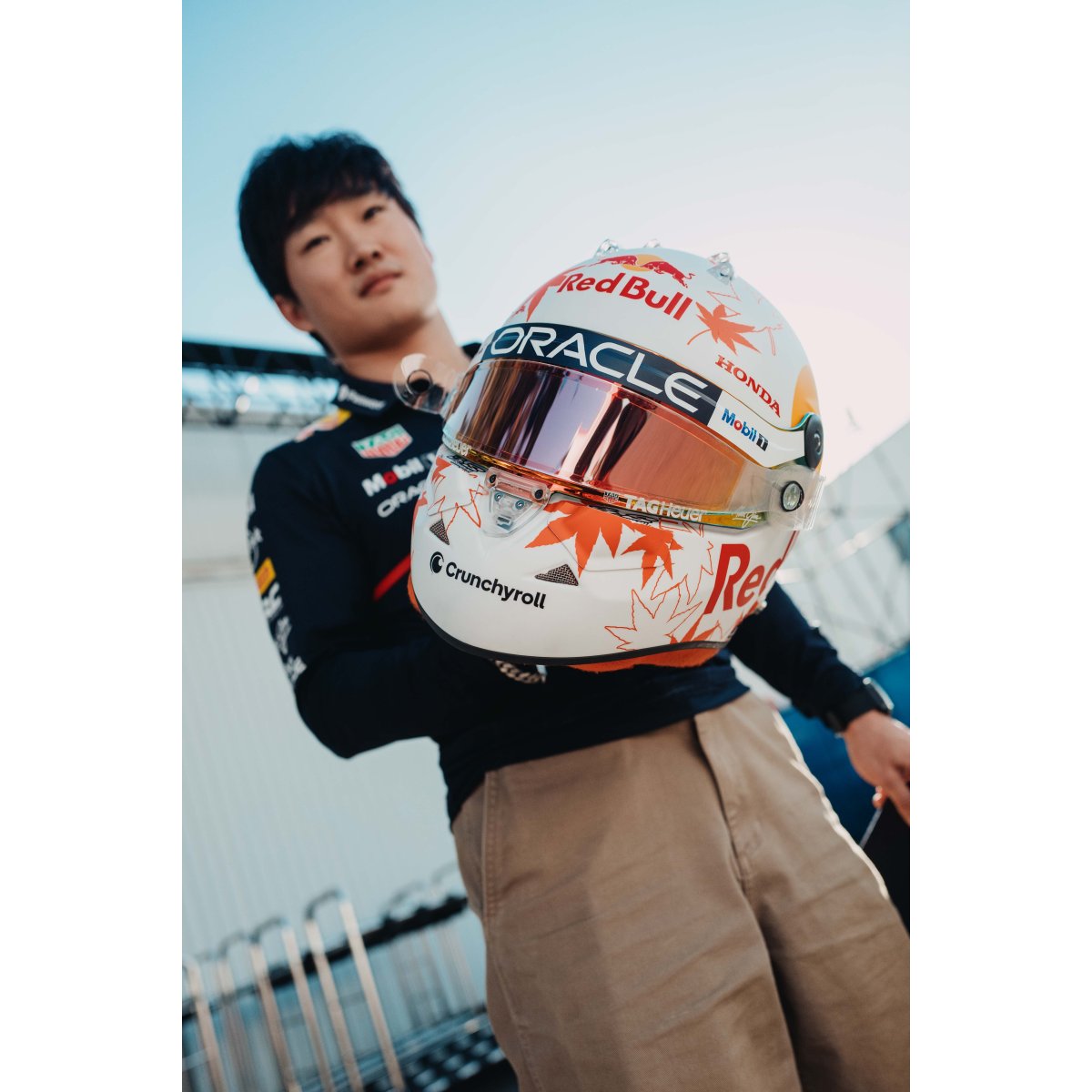 Piloto Yuki Tsunoda leva animes da Crunchyroll para a F1