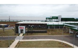 Tirol anuncia fábrica de leite em pó com investimento de R$ 200 mi