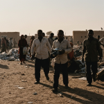 Civis sudaneses buscando abrigo em El Fasher.