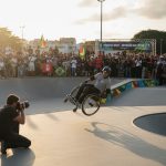 Paraskatista em ação no Skatepark da Rua Aurora.