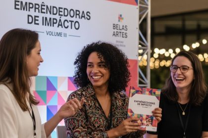 Mulheres empreendedoras em evento de impacto social
