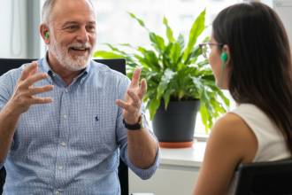 Colaboração entre diferentes gerações no trabalho