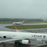 Aeroporto de Navegantes (SC) recebe voo internacional de carga