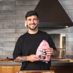 Arrascaeta convida Pedro para churrasco Perdigão na Brasa