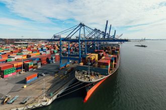 Asia Shipping renova CTPAT e garante segurança logística em Miami