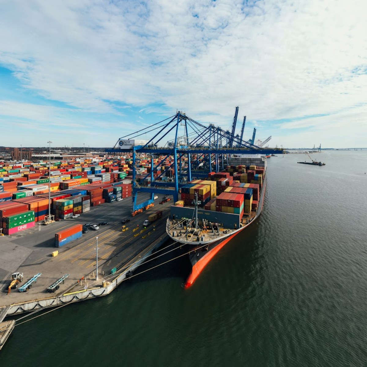 Asia Shipping renova CTPAT e garante segurança logística em Miami