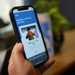 Black Friday: acessibilidade no e-commerce inclui consumidores surdos