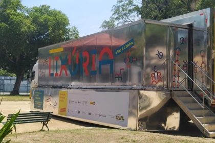 Busão das Artes leva exposição ‘Lixúria’ ao Rio em comemoração à COP30