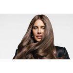 Carolina Dieckmann adota fios castanhos iluminados e surpreende