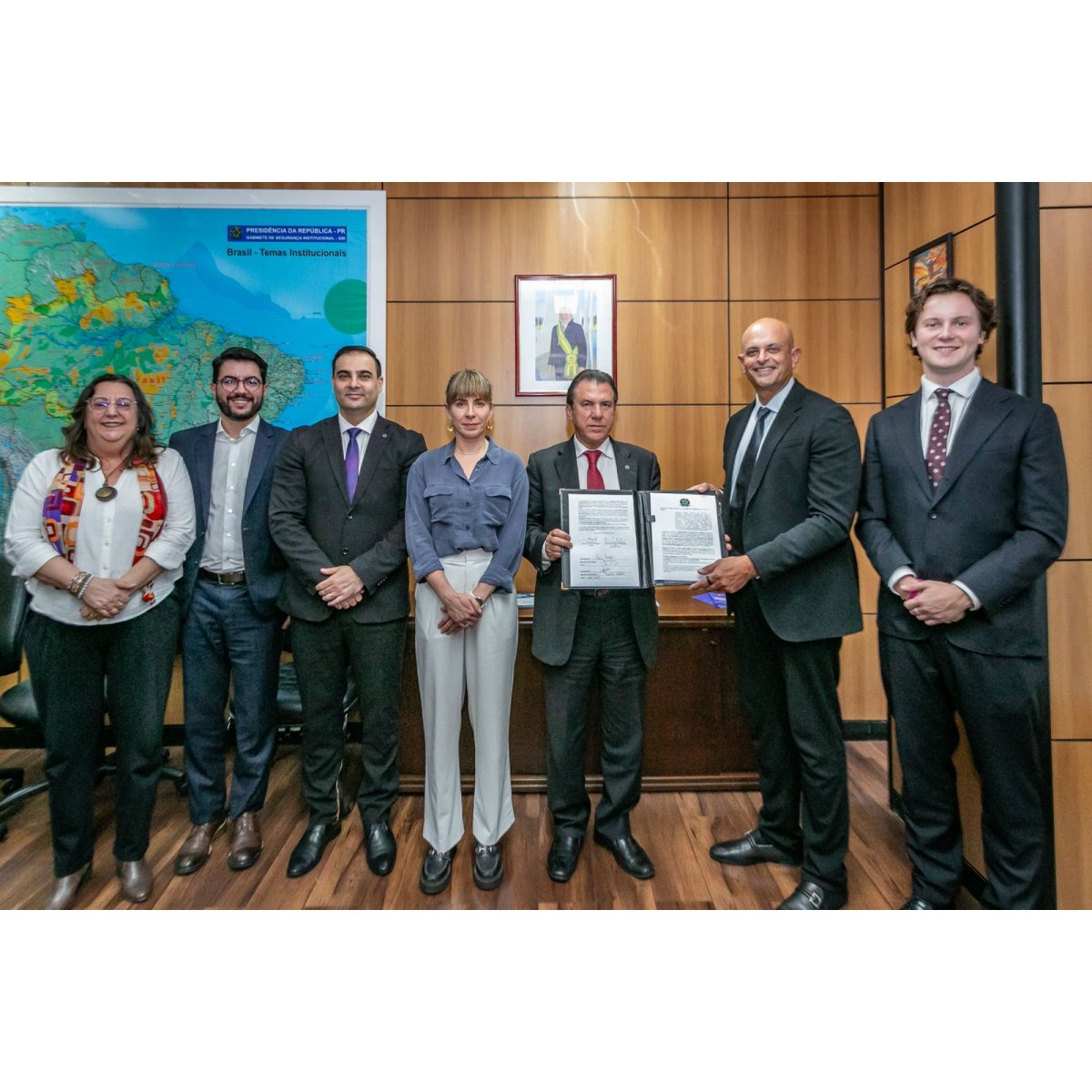 Escola do Trabalhador 4.0 dobra vagas em IA com parceria Microsoft