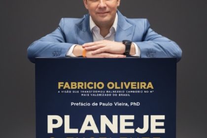 Ex-prefeito de Balneário Camboriú lança livro sobre gestão municipal