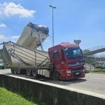 Fenive pede urgência em regra para caminhões basculantes após acidente