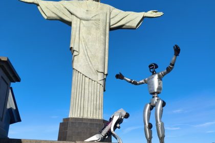 FIAP expande atuação com robôs humanoides no Rio de Janeiro