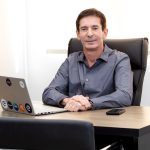 Global negocia R$ 2 bilhões em títulos vencidos com IA e dados