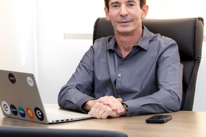 Global negocia R$ 2 bilhões em títulos vencidos com IA e dados