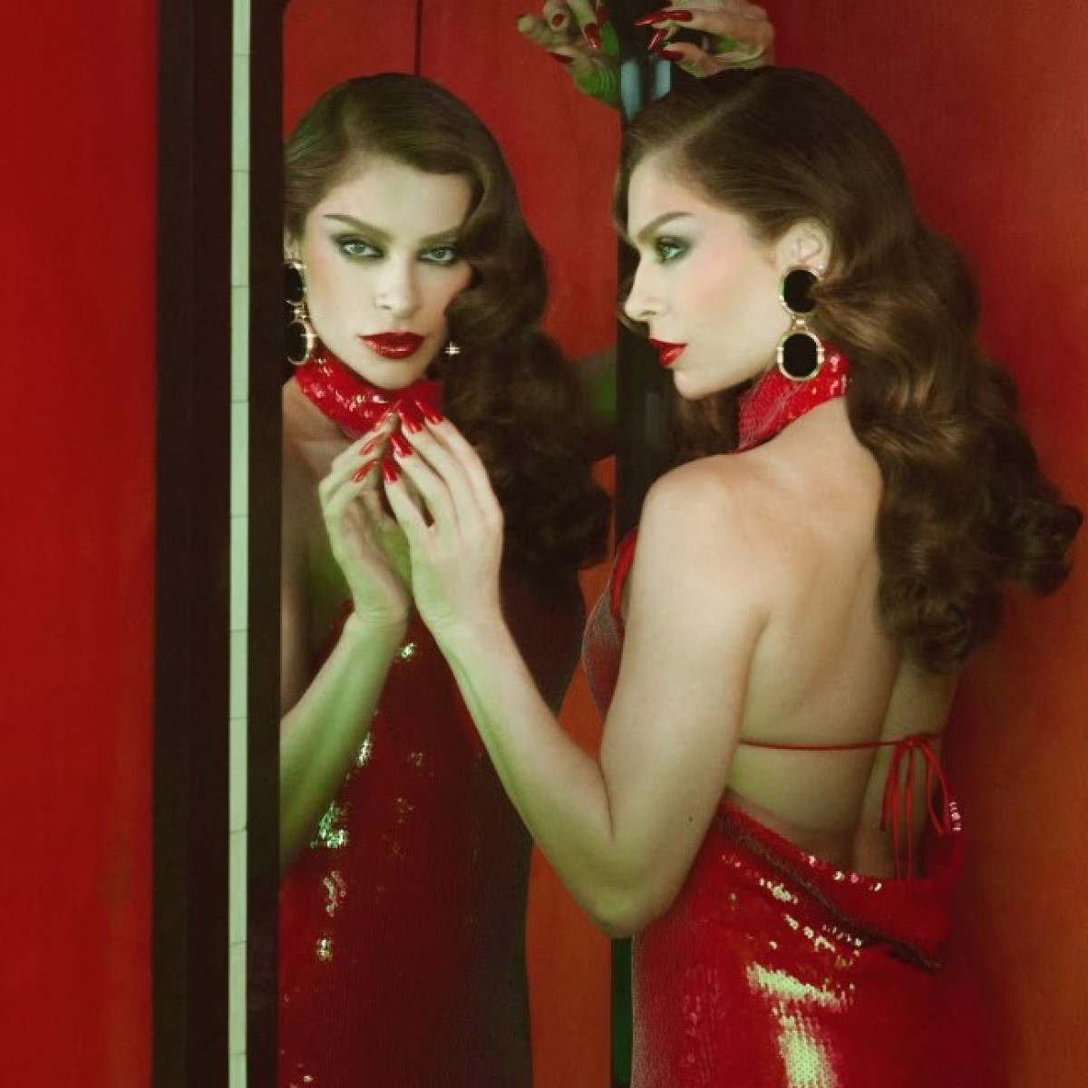 Grazi Massafera revela segredo para cabelos saudáveis: babosa