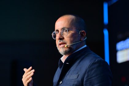 Inteligência artificial: escritórios ganham até 4 dias por mês