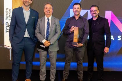 KNN Idiomas conquista Top de Marketing e Vendas pelo 2º ano