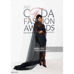 Louboutin: celebridades brilham com a marca no CFDA Fashion Awards
