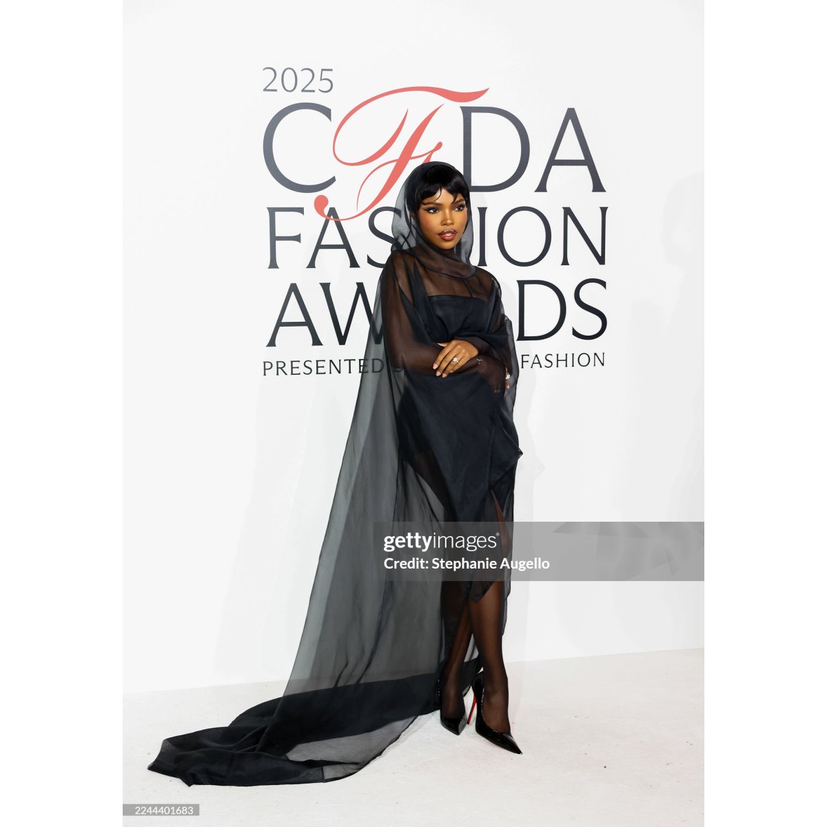 Louboutin: celebridades brilham com a marca no CFDA Fashion Awards