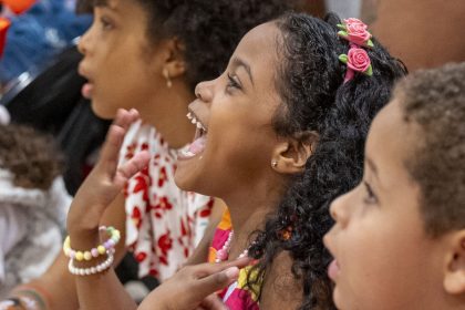 Madureira Shopping une Natal e samba com decoração especial