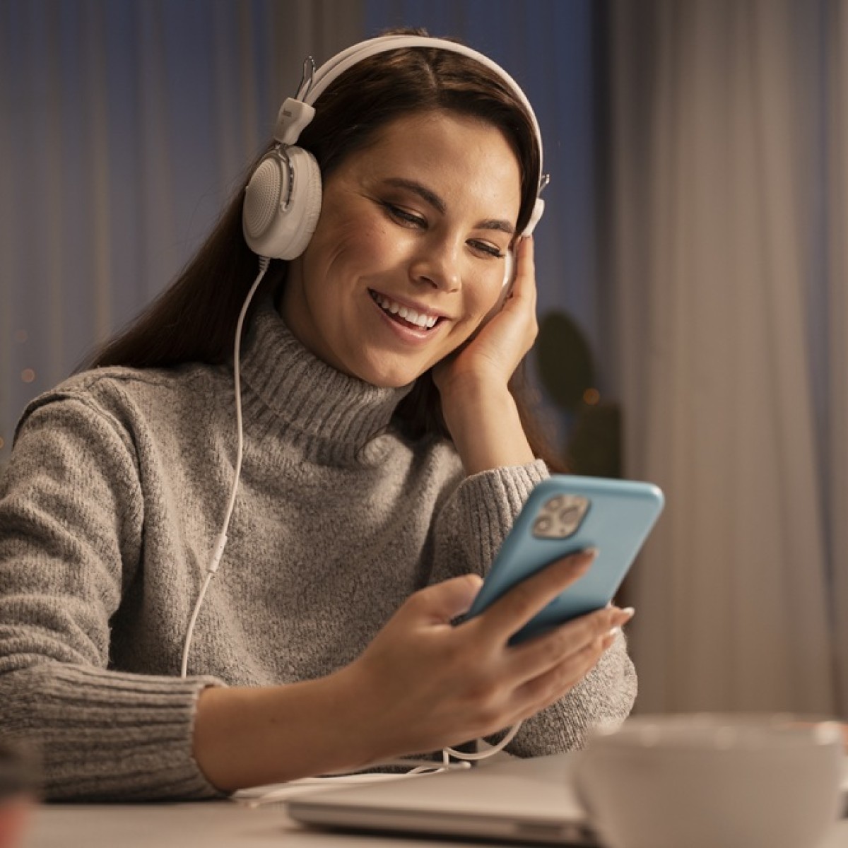 Motivação profissional impulsiona estudo de inglês, aponta pesquisa