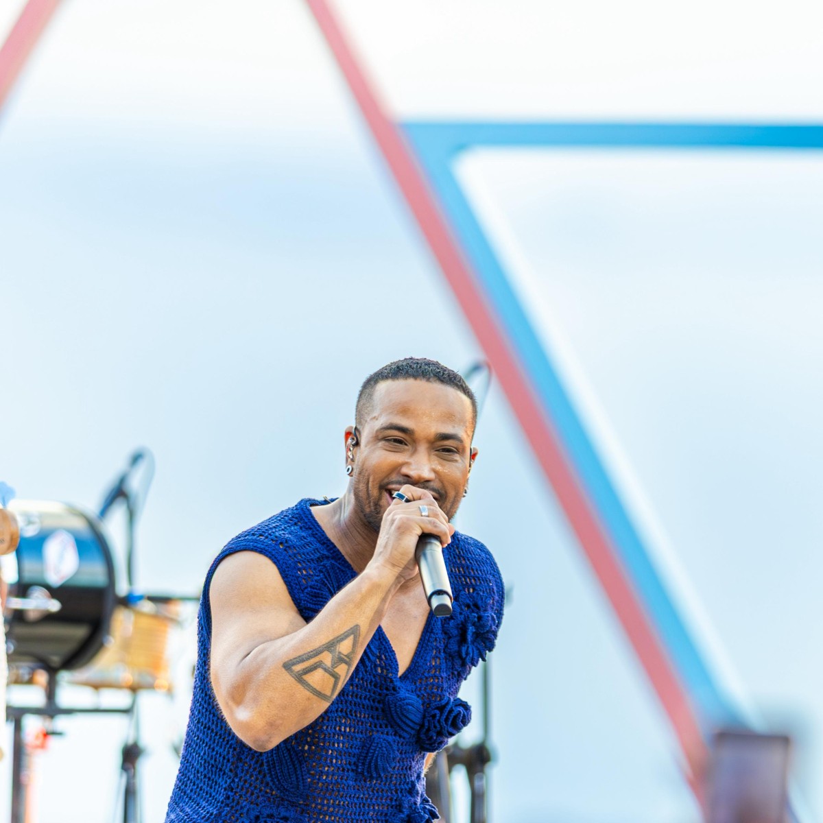 Mr. Dan lança 'Selvagem' e celebra Salvador em novo projeto