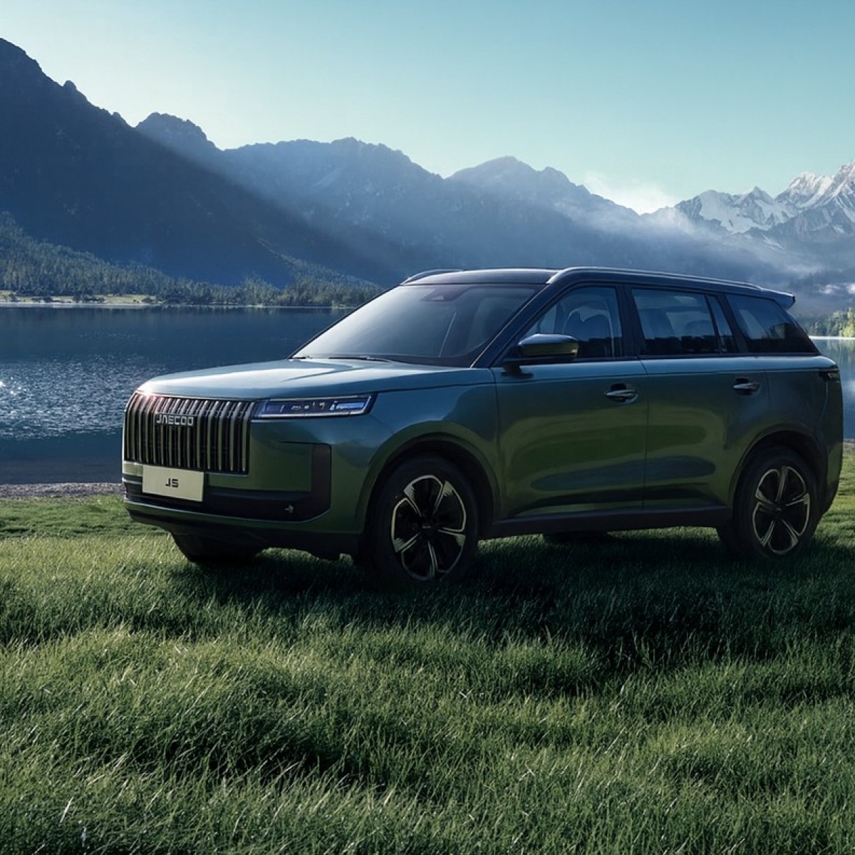 OMODA & JAECOO mostram Jaecoo 5 e Jaecoo 8 no Salão do Automóvel