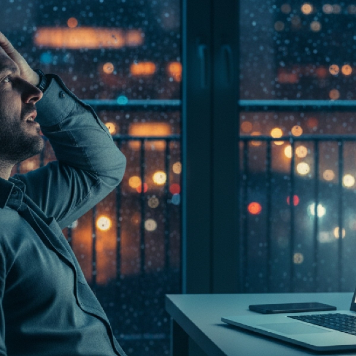 Podcast desmascara mitos sobre passagens aéreas e revela armadilhas