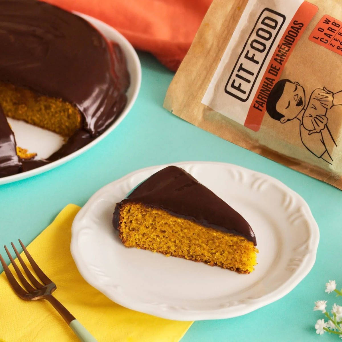 Receita: Bolo de cenoura fit, leve e saboroso para sua rotina