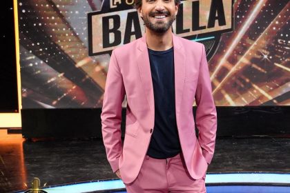 Rodrigo Massa brilha como jurado em reality show latino