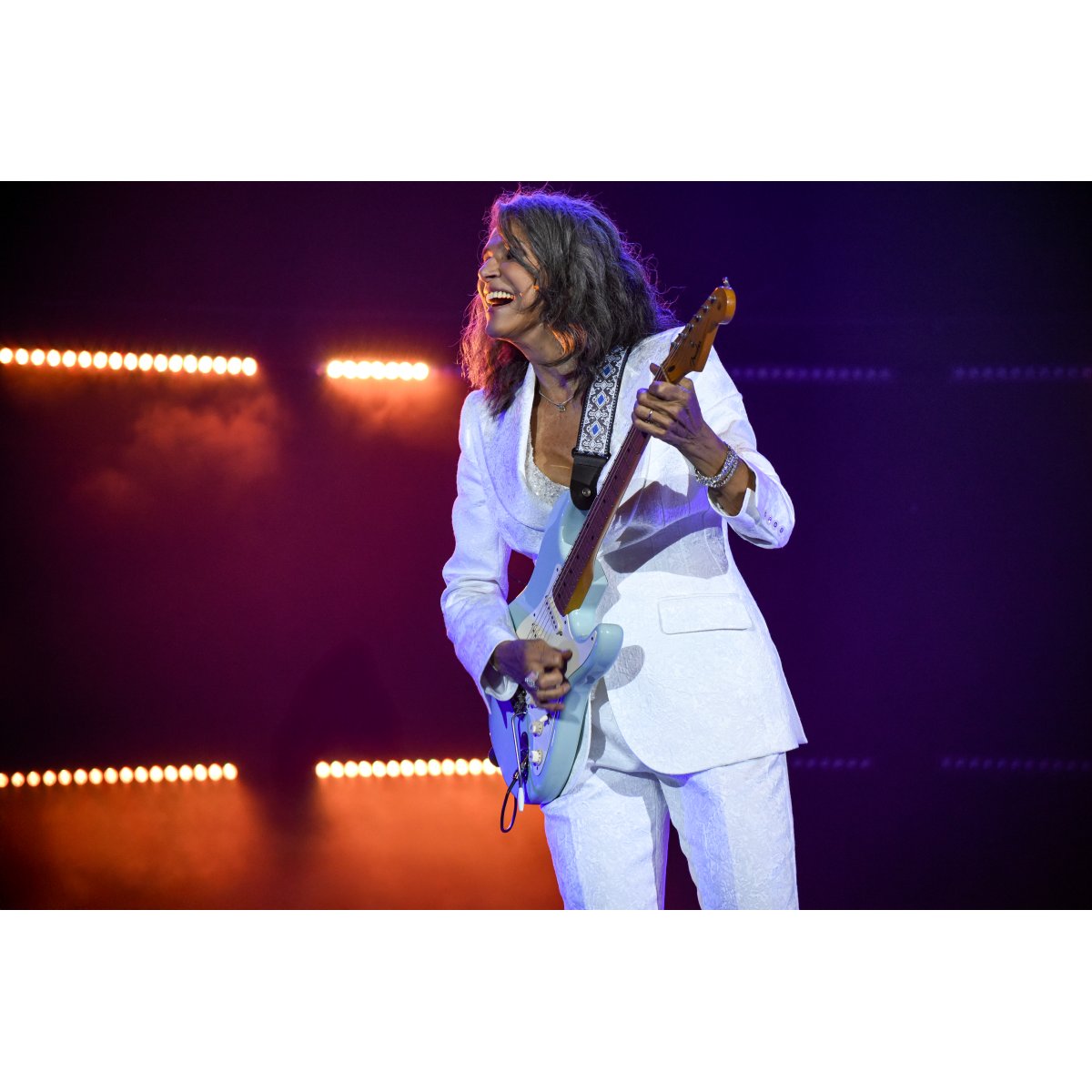 Simone apresenta nova turnê na Arena Jockey em dezembro