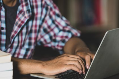 TIVIT e DIO oferecem 5 mil bolsas em programa de tecnologia gratuito