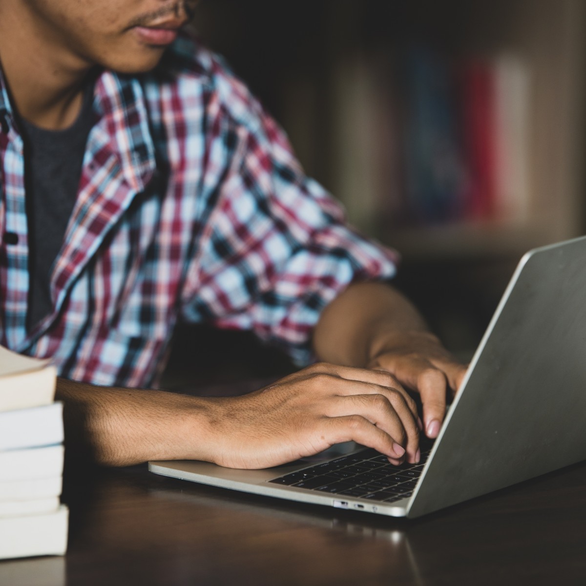 TIVIT e DIO oferecem 5 mil bolsas em programa de tecnologia gratuito