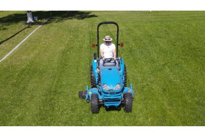 Trator compacto: eficiência no campo e nas cidades