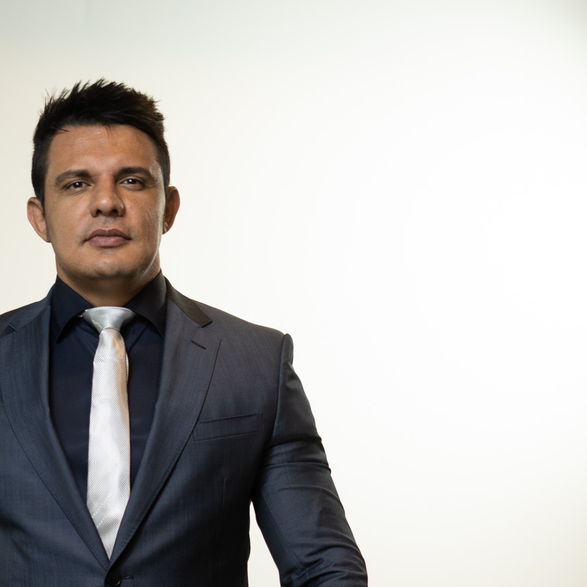 Algoritmos moldam consumo e opiniões: como se proteger?