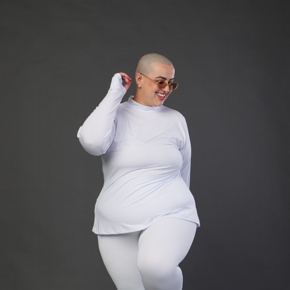 Amanda Momente leva moda inclusiva e futurista ao Pop Plus