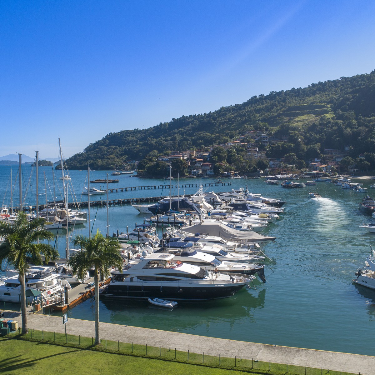 Azimut Yachts reforça assistência técnica para verão 2025/2026