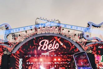 Belo em Alto Mar celebra pagode e trajetória do cantor em cruzeiro