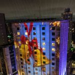 Bradesco Seguros ilumina Avenida Paulista com projeções de fim de ano